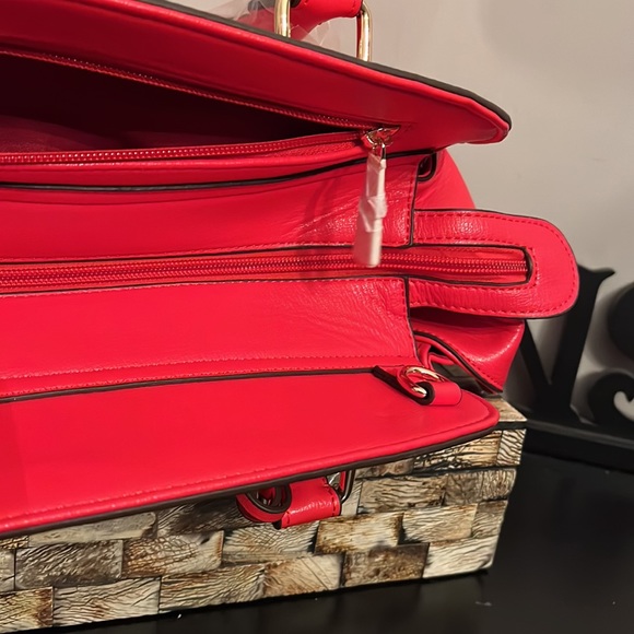 NWT AMY + JOEL Vegan Leather Shoulder Bag with 2D & 3D Ornaments and Patches - Picture 7 of 16